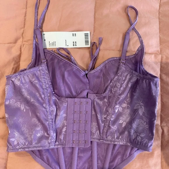 New corset top from Urban Outfitters - Picture 5 of 5